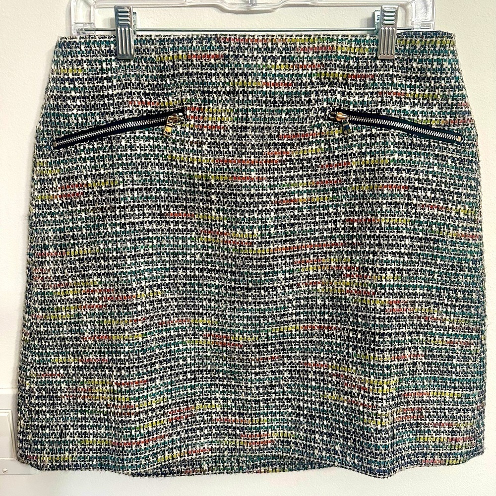 Loft multicolor tweed lined mini skirt with metallic thread, zip pockets size 8